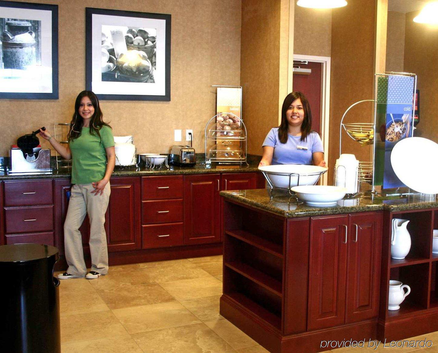 Hampton Inn Tremonton Restaurant photo