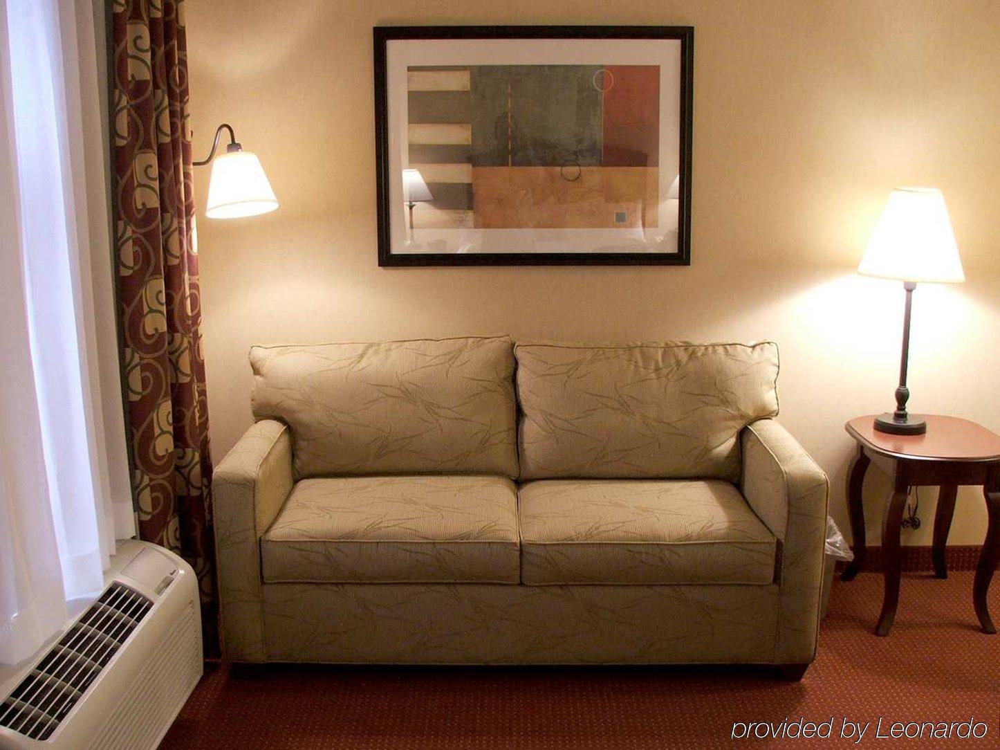 Hampton Inn Tremonton Room photo