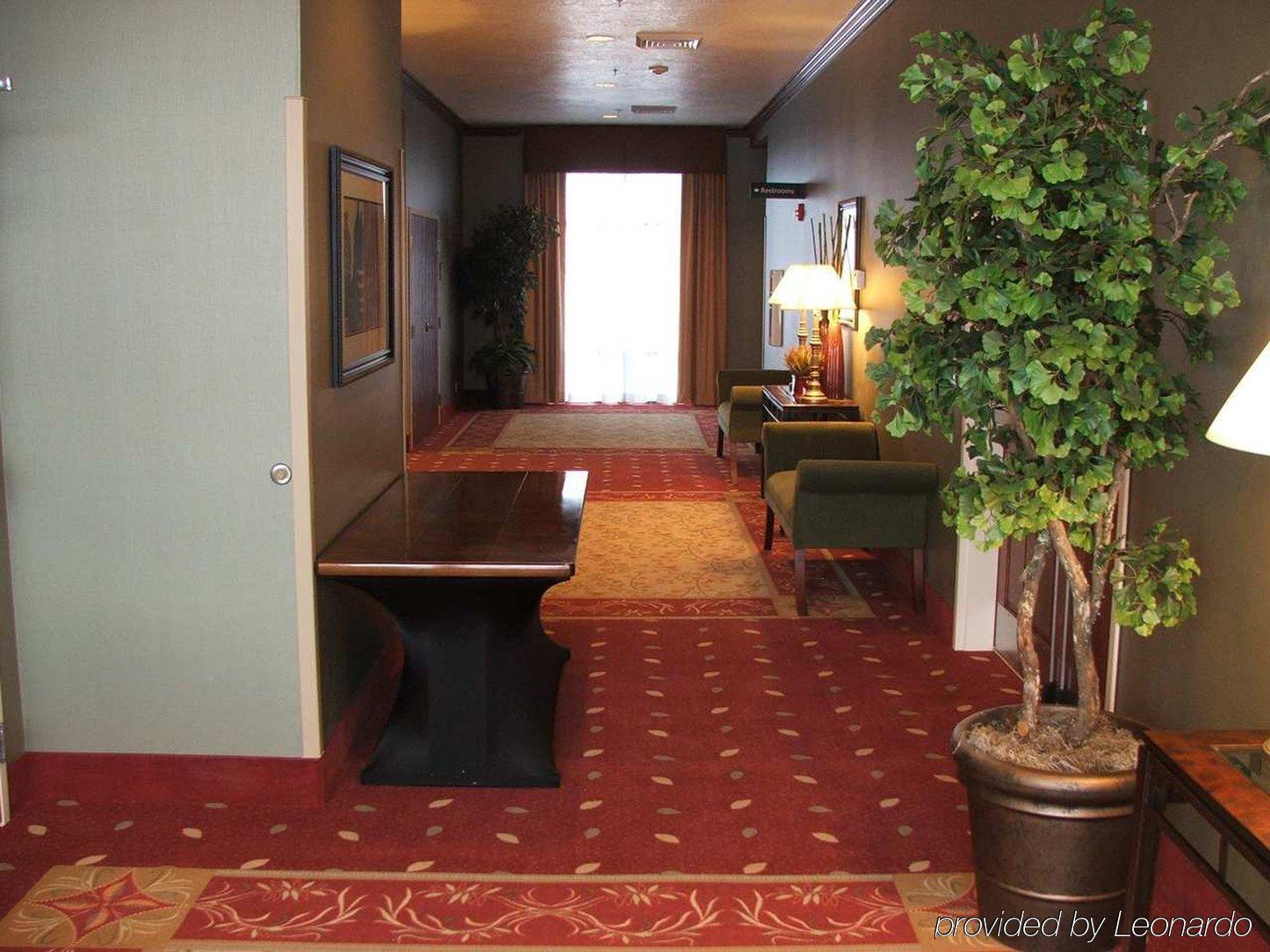 Hampton Inn Tremonton Interior photo