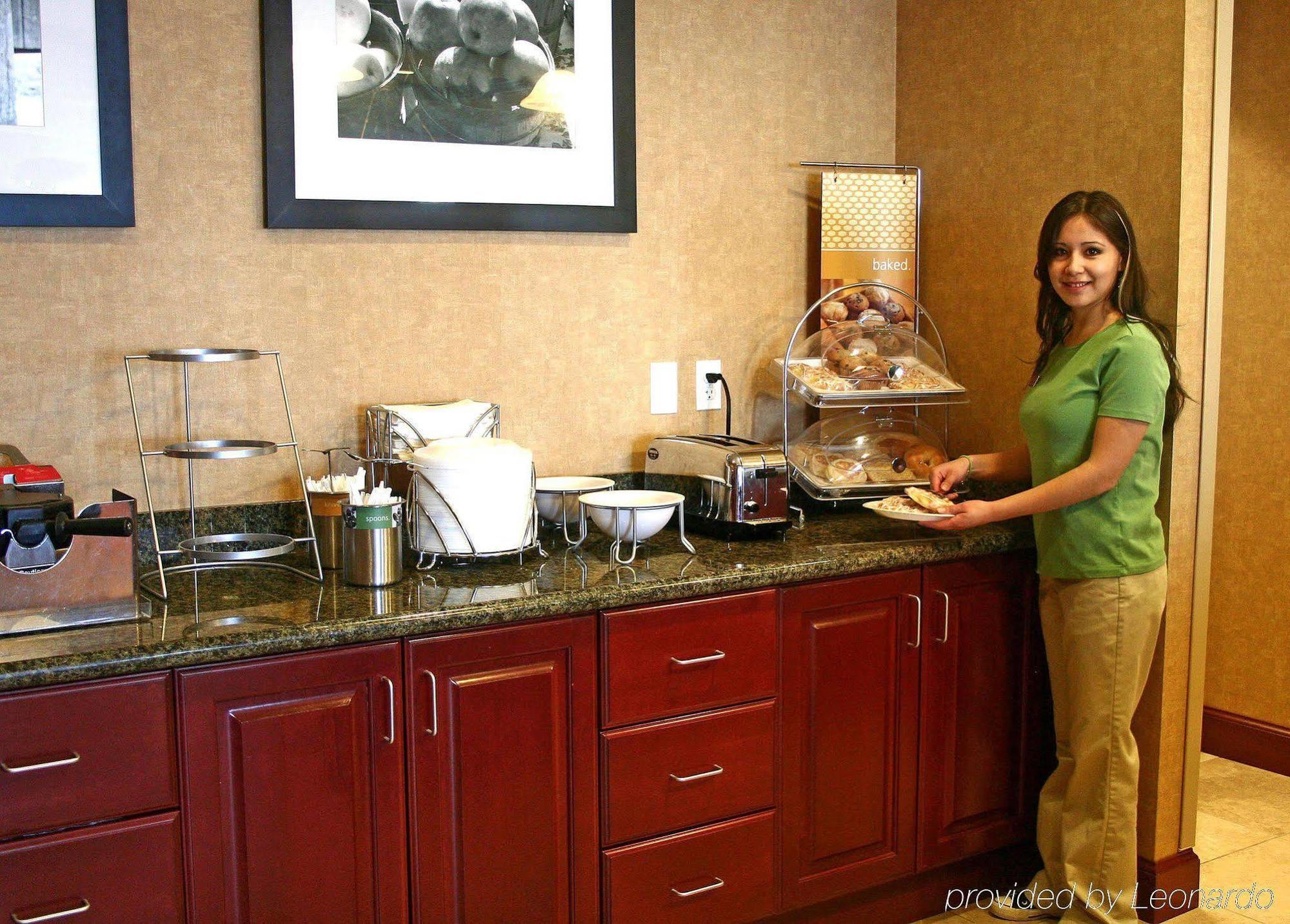Hampton Inn Tremonton Restaurant photo